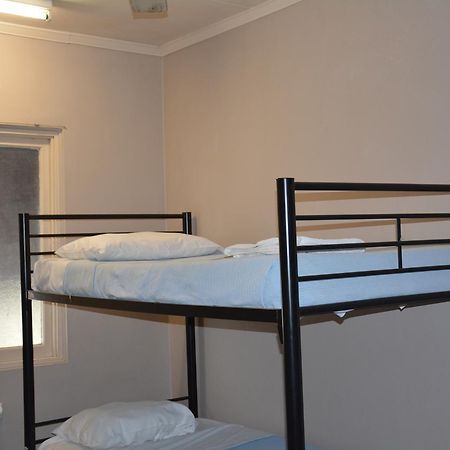 آير The Burdekin Hotel المظهر الخارجي الصورة