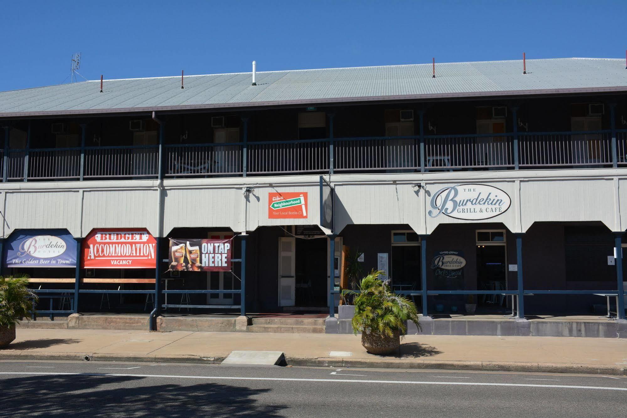 آير The Burdekin Hotel المظهر الخارجي الصورة